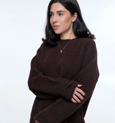 Види светрів: які повинні бути у вашому гардеробі цієї зими?