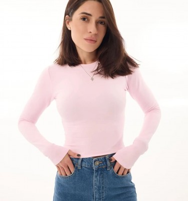 Що таке водолазка і чим вона відрізняється від гольфа?