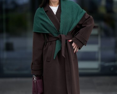 З чим носити тренч у різні сезони?