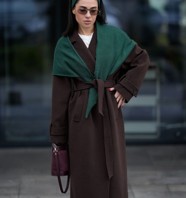 З чим носити тренч у різні сезони?