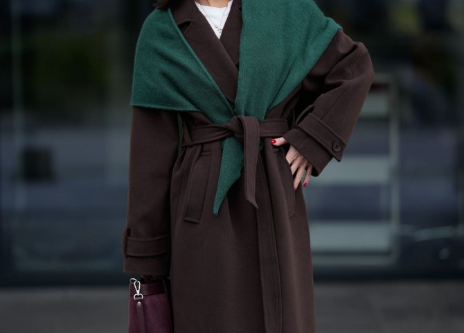 З чим носити тренч у різні сезони?