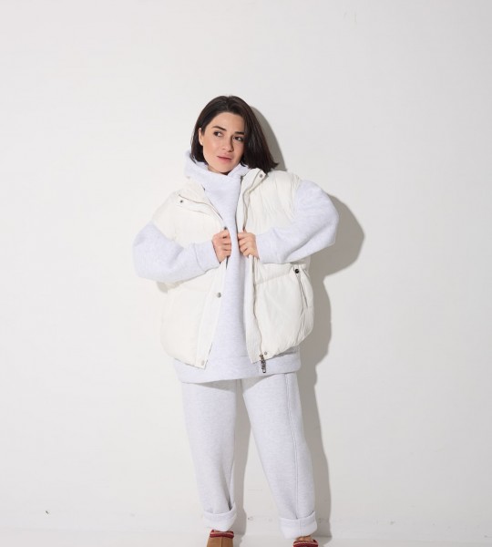 Жилетка Frost Guard Біла | Showroom By Nona — зображення 2