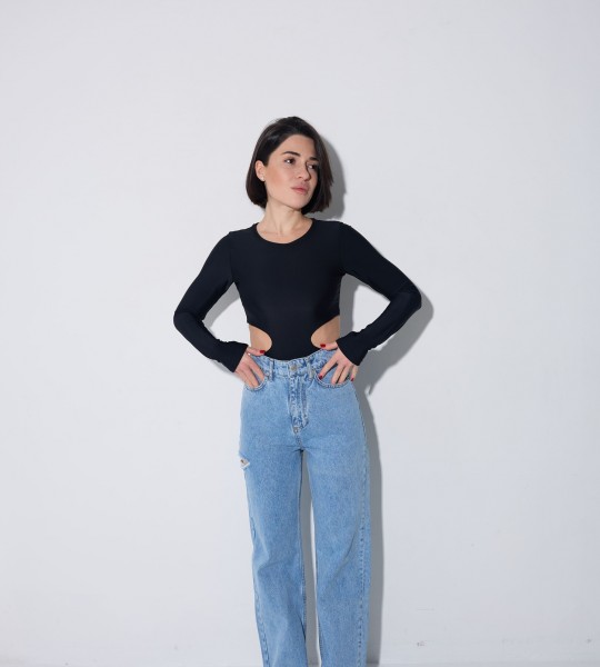 Боді Sleek Cut Чорний | Showroom By Nona — зображення 3 Боді Sleek Cut Чорний | Showroom By Nona — зображення 3