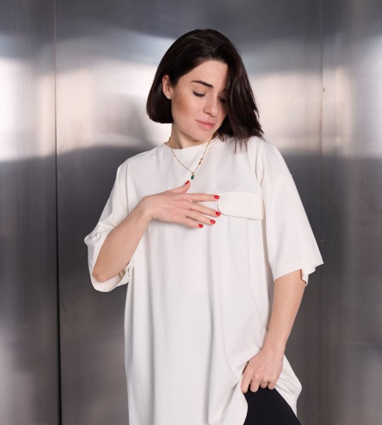 Футболка Oversize Glow Молочна | Showroom By Nona — зображення 2