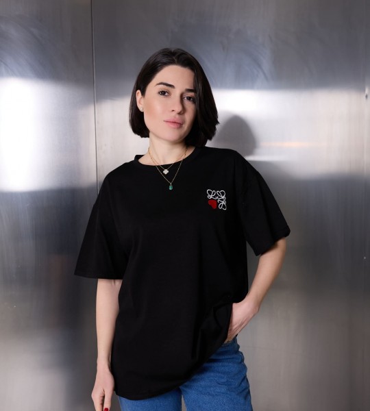 Футболка Heart Twist Чорна | Showroom By Nona — зображення 4