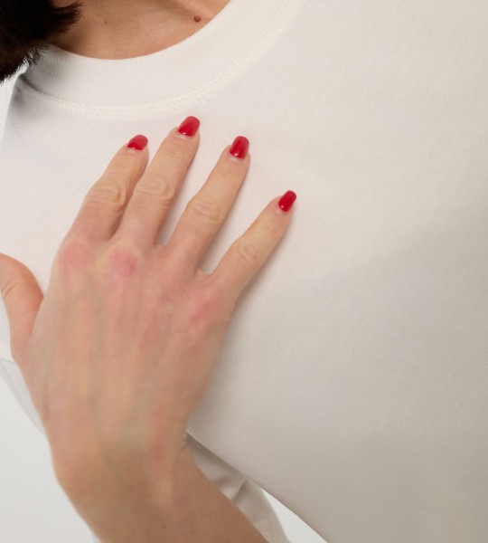 Футболка Thread Mark Біла | Showroom By Nona — зображення 2