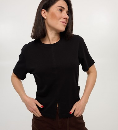 Футболка Classic Center Seam Чорна | Showroom By Nona