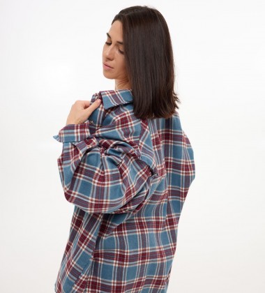 Сорочка Oversize в клітинку з вирізами Синьо-бордова | Showroom By Nona — зображення 3