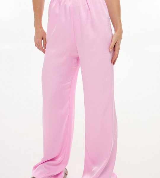 Штани Satin Glow Рожеві | Showroom By Nona — зображення 3 Штани Satin Glow Рожеві | Showroom By Nona — зображення 3