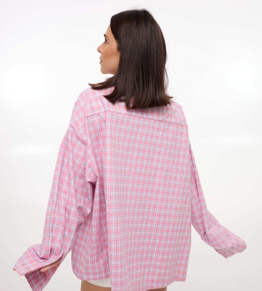 Сорочка Oversize з асиметричним розрізом Ніжно-рожева | Showroom By Nona — зображення 2 Сорочка Oversize з асиметричним розрізом Ніжно-рожева | Showroom By Nona — зображення 2