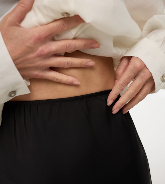 Спідниця Satin Чорна | Showroom By Nona — зображення 2