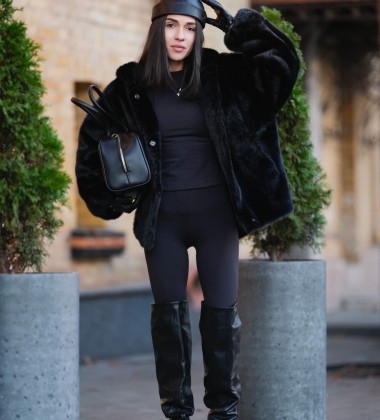 Шуба Fur Noir Luxe Hood Чорна | Showroom By Nona