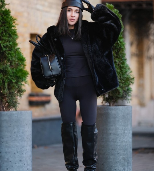 Шуба Fur Noir Luxe Hood Чорна