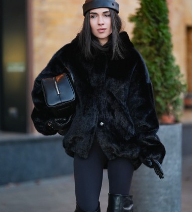 Шуба Fur Noir Luxe Hood Чорна | Showroom By Nona — зображення 6 Шуба Fur Noir Luxe Hood Чорна | Showroom By Nona — зображення 6