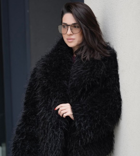 Шуба Cloud Чорна | Showroom By Nona — зображення 4