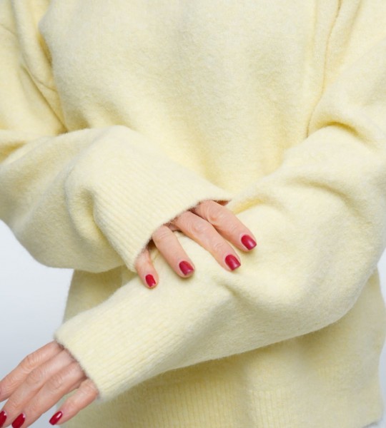 Светр Cozy Aura Light Lemon | Showroom By Nona — зображення 3 Светр Cozy Aura Light Lemon | Showroom By Nona — зображення 3