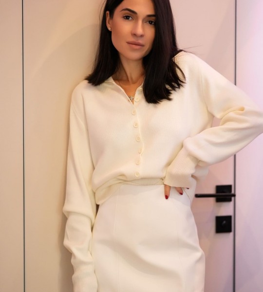 Светр Collar Mood Молочний