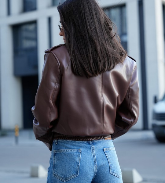 Куртка Axis Leather Touch Шоколадна | Showroom By Nona — зображення 4