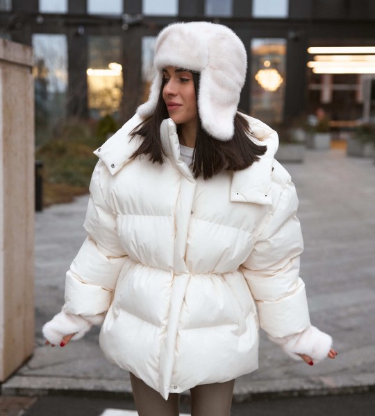 Пуховик Arctic Puff Молочний | Showroom By Nona — зображення 2 Пуховик Arctic Puff Молочний | Showroom By Nona — зображення 2