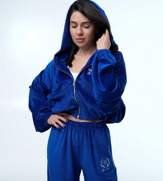 Костюм Velvet Crest By Nona Blue | Showroom By Nona — зображення 4 Костюм Velvet Crest By Nona Blue | Showroom By Nona — зображення 4