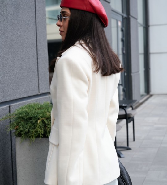 Блейзер Sharp Line Молочний | Showroom By Nona — зображення 5 Блейзер Sharp Line Молочний | Showroom By Nona — зображення 5