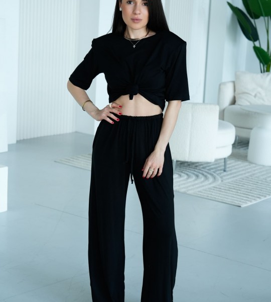 Футболка Scarlet Twist Чорна | Showroom By Nona — зображення 2
